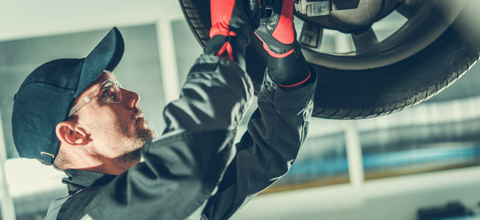 Vehicle repair in Identifix repair shop